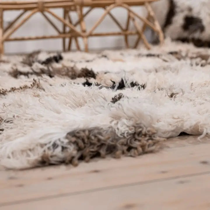 VAN BUREN, LOCKENFELL, SCHAFFELL-TEPPICH