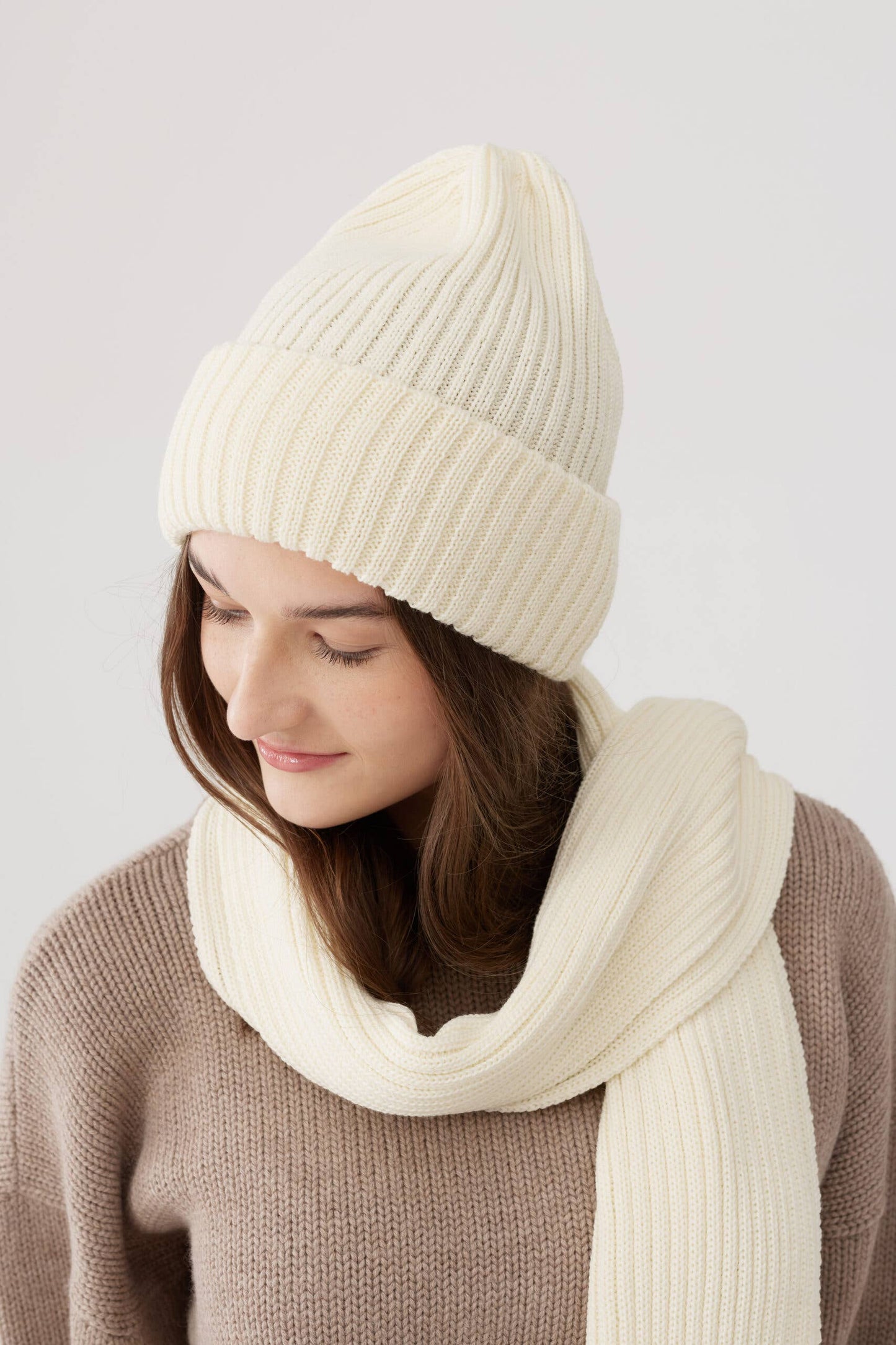 ANDER: DAILY MÜTZE & SCHAL AUS 100% MERINOWOLLE