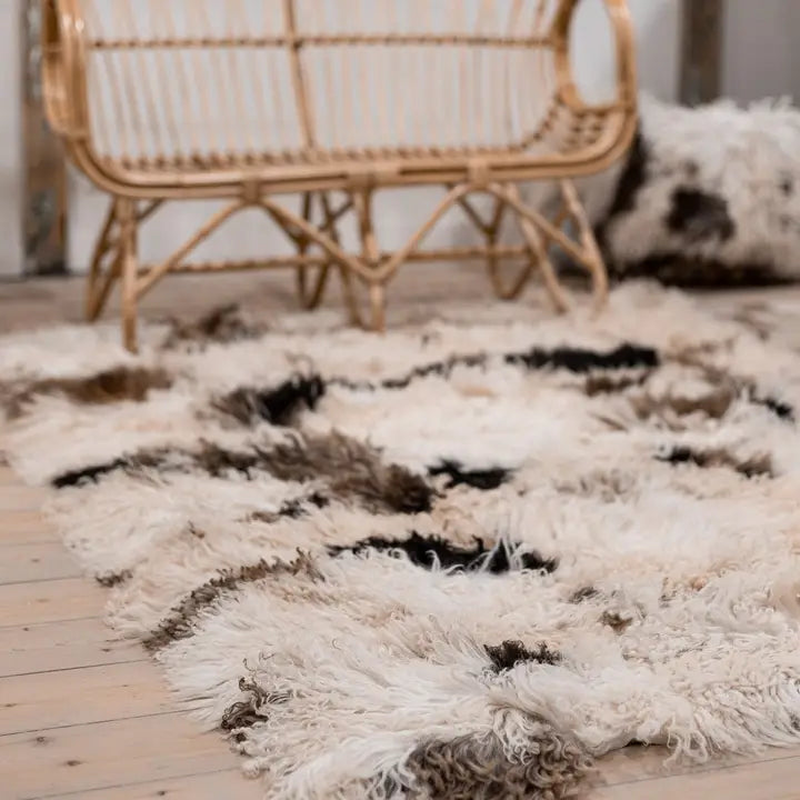 VAN BUREN, LOCKENFELL, SCHAFFELL-TEPPICH