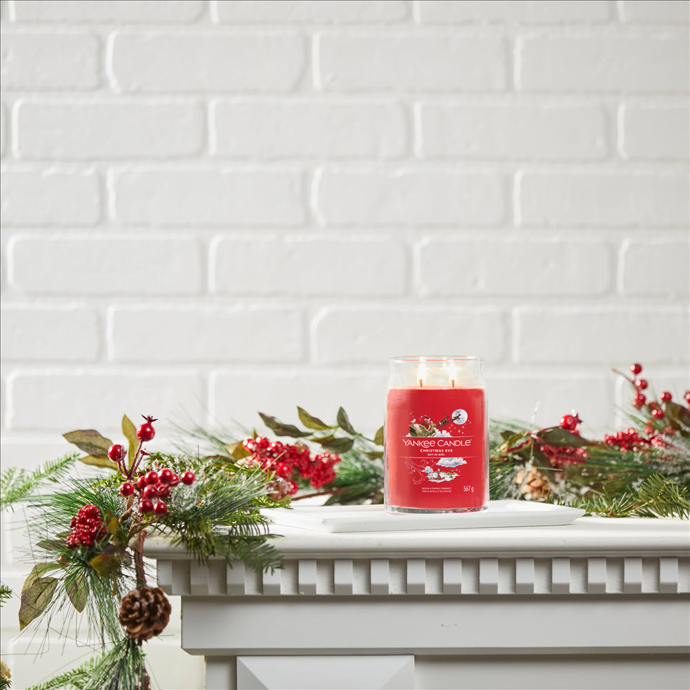 YANKEE CANDLE SIGNATURE, CHRISTMAS EVE, LARGE JAR